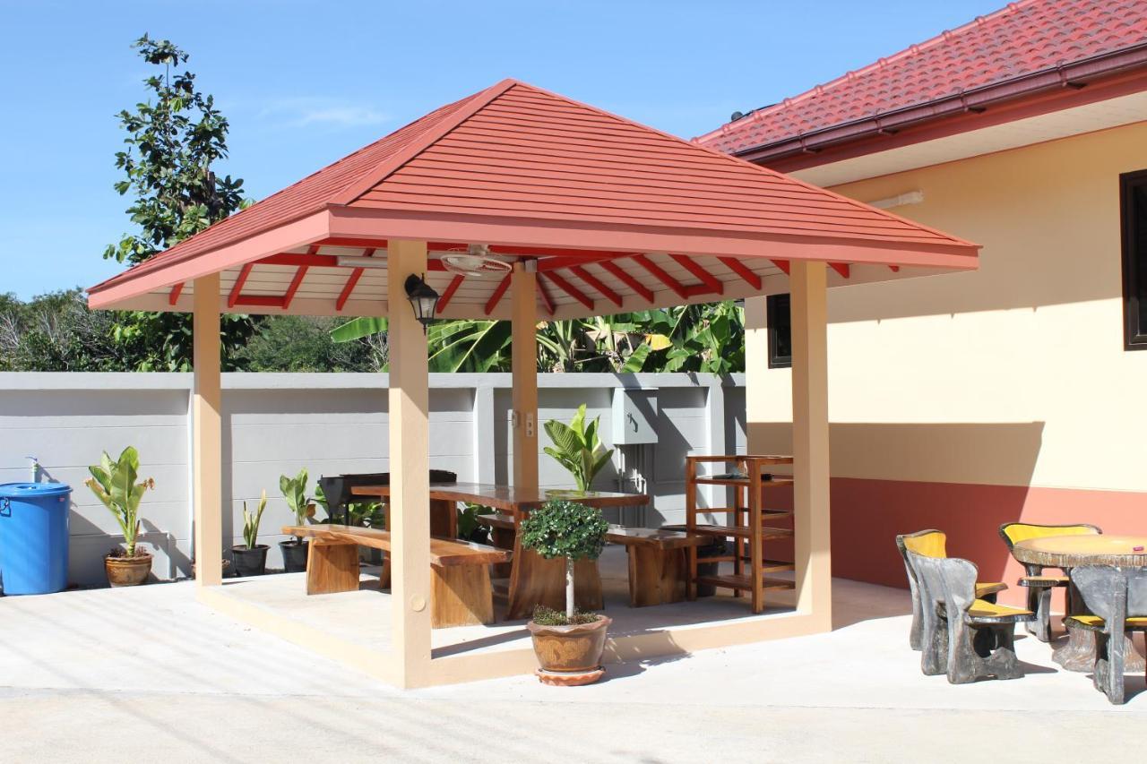 Naluemon Village Fh 1 Rayong Eksteriør bilde