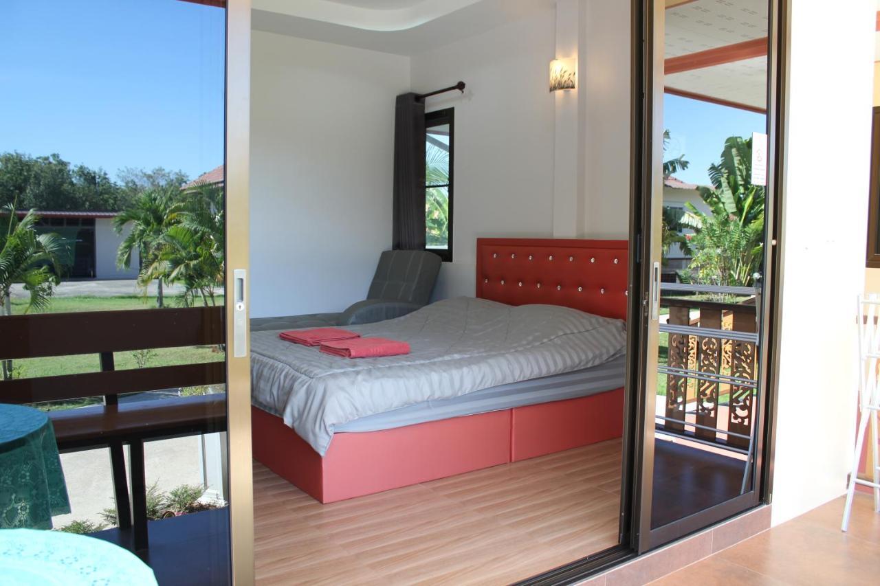 Naluemon Village Fh 1 Rayong Eksteriør bilde