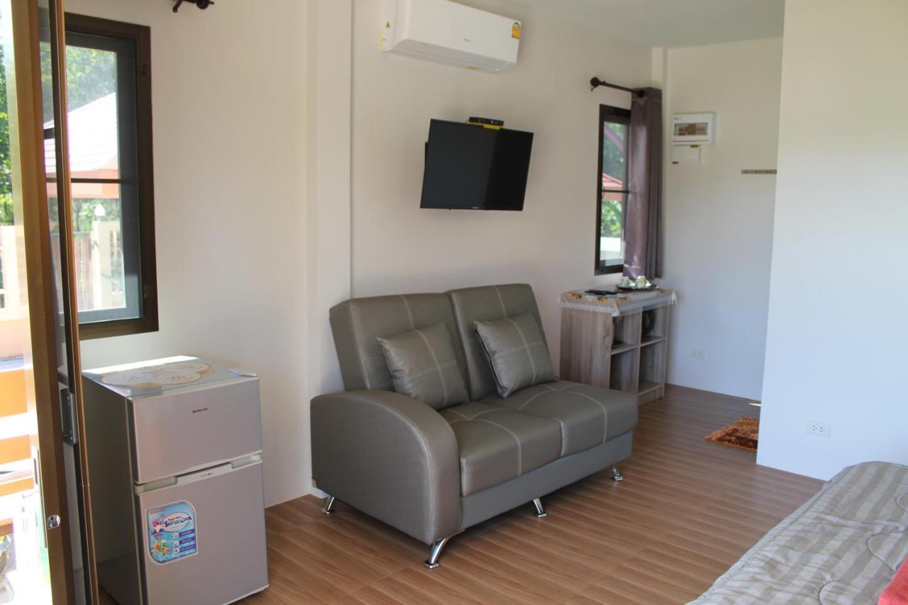 Naluemon Village Fh 1 Rayong Eksteriør bilde